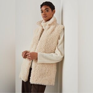 Rails Orion Sherpa Vest​